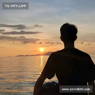 滑璇鸣